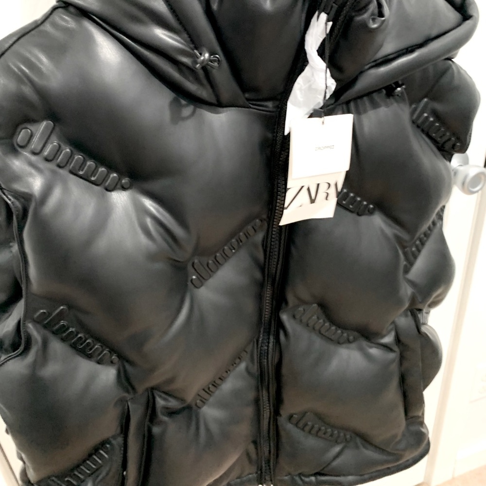Zara Men Puffer Vest